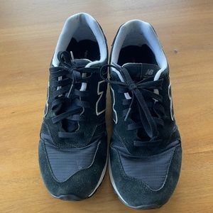 New Balance 575 Sneakers